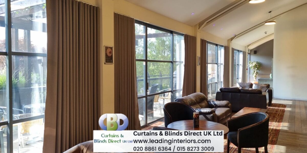 Curtains And Blinds 32