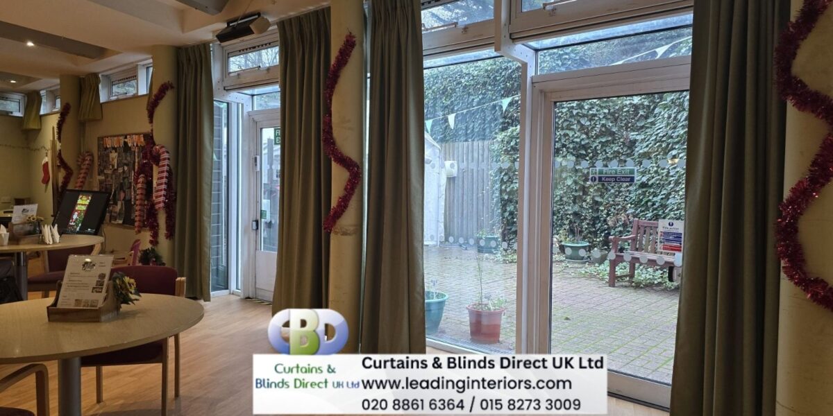 Curtains And Blinds 51